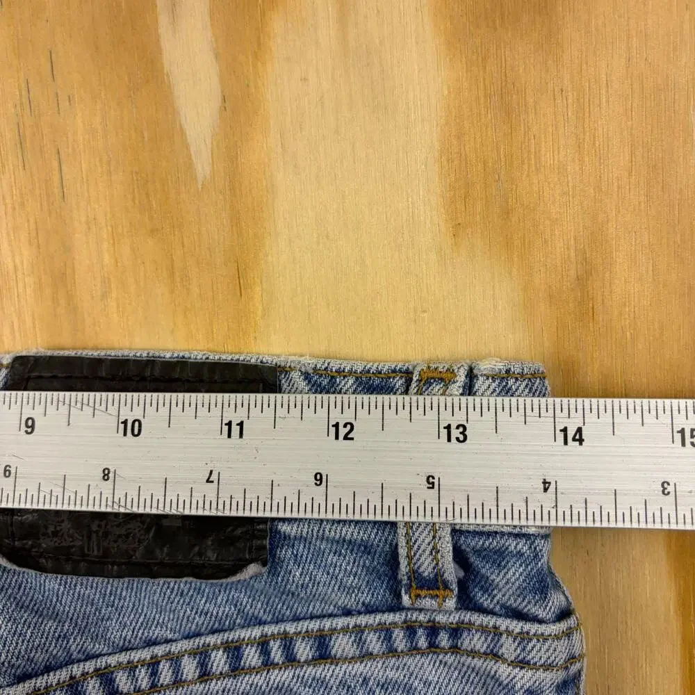 Vintage 1997 Levi’s SilverTab Flare Jeans – Light Blue Washed – Size 9